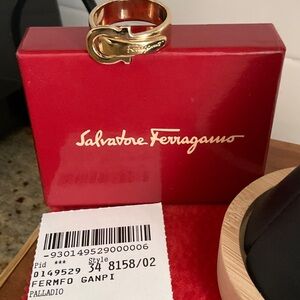 NIB and NWT Salvatore Ferragamo Gancini Scarf ring